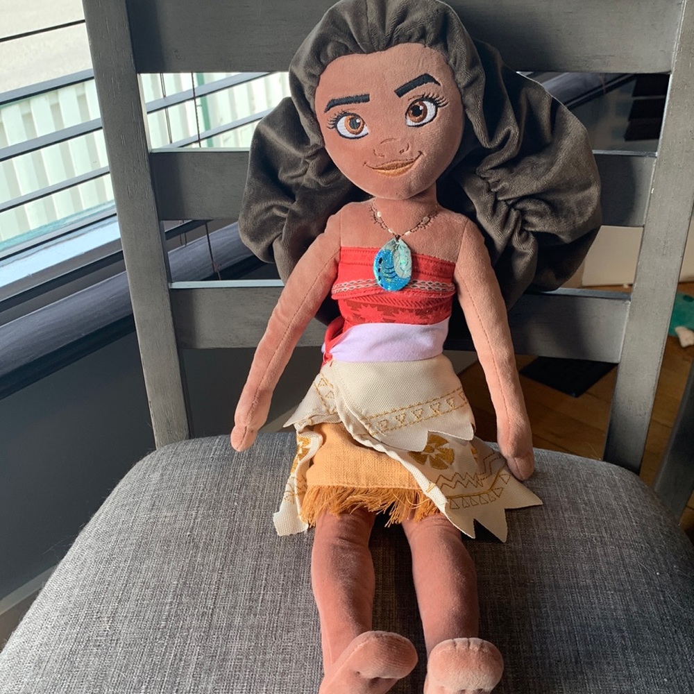 Disney store Moana plush doll